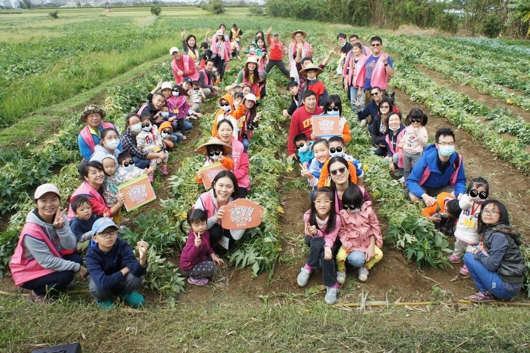 等家寶寶志工 │ 油畫精靈出任務 - 第8張圖 等家寶寶志工 │ 油畫精靈出任務