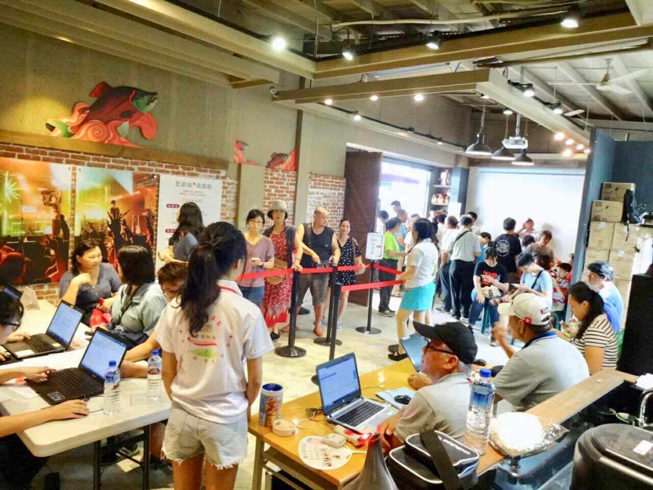 捐血志工-2 │ 油畫精靈出任務