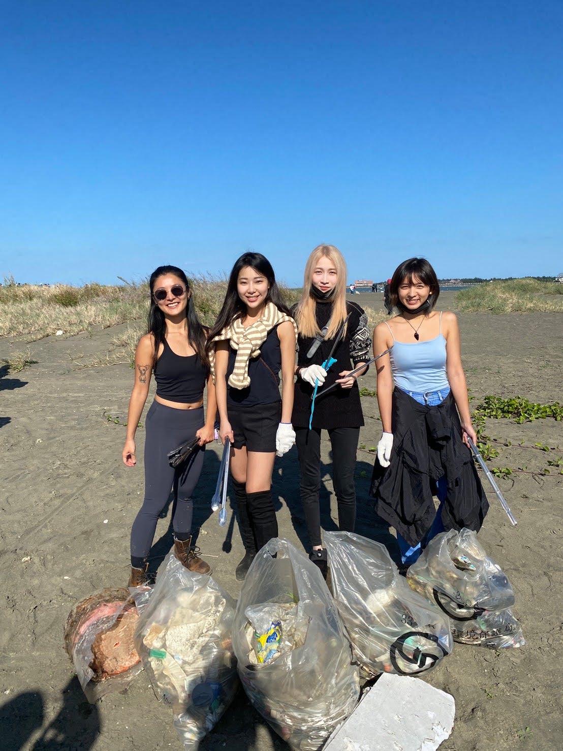 淨灘志工 │ 油畫精靈出任務 - 第5張圖 淨灘志工 │ 油畫精靈出任務